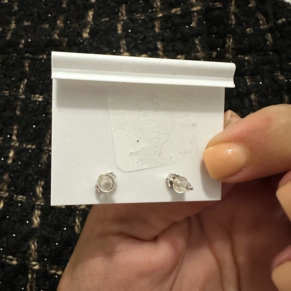 IRIS & LILY FRESHWATER PEARL 925 Silver Earrings - Picture 2 of 2